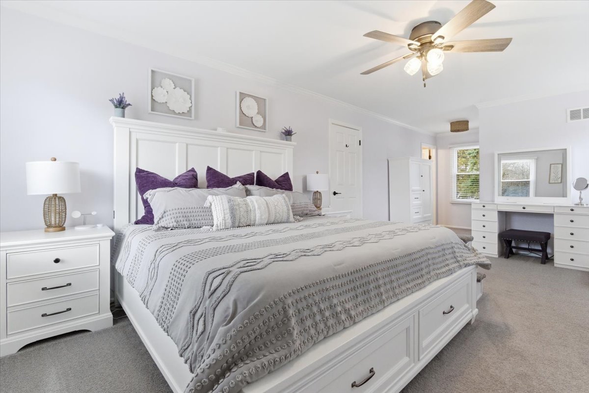 6 Saint Ives Lane