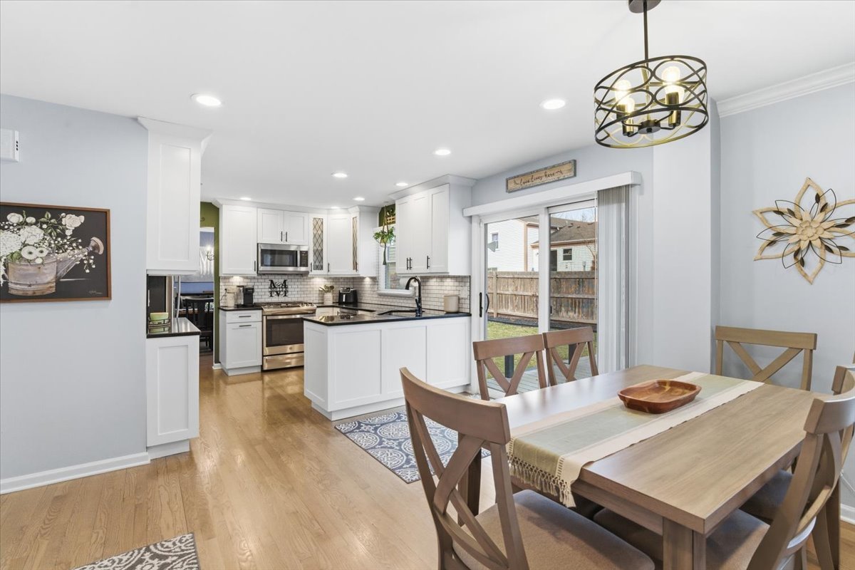 6 Saint Ives Lane
