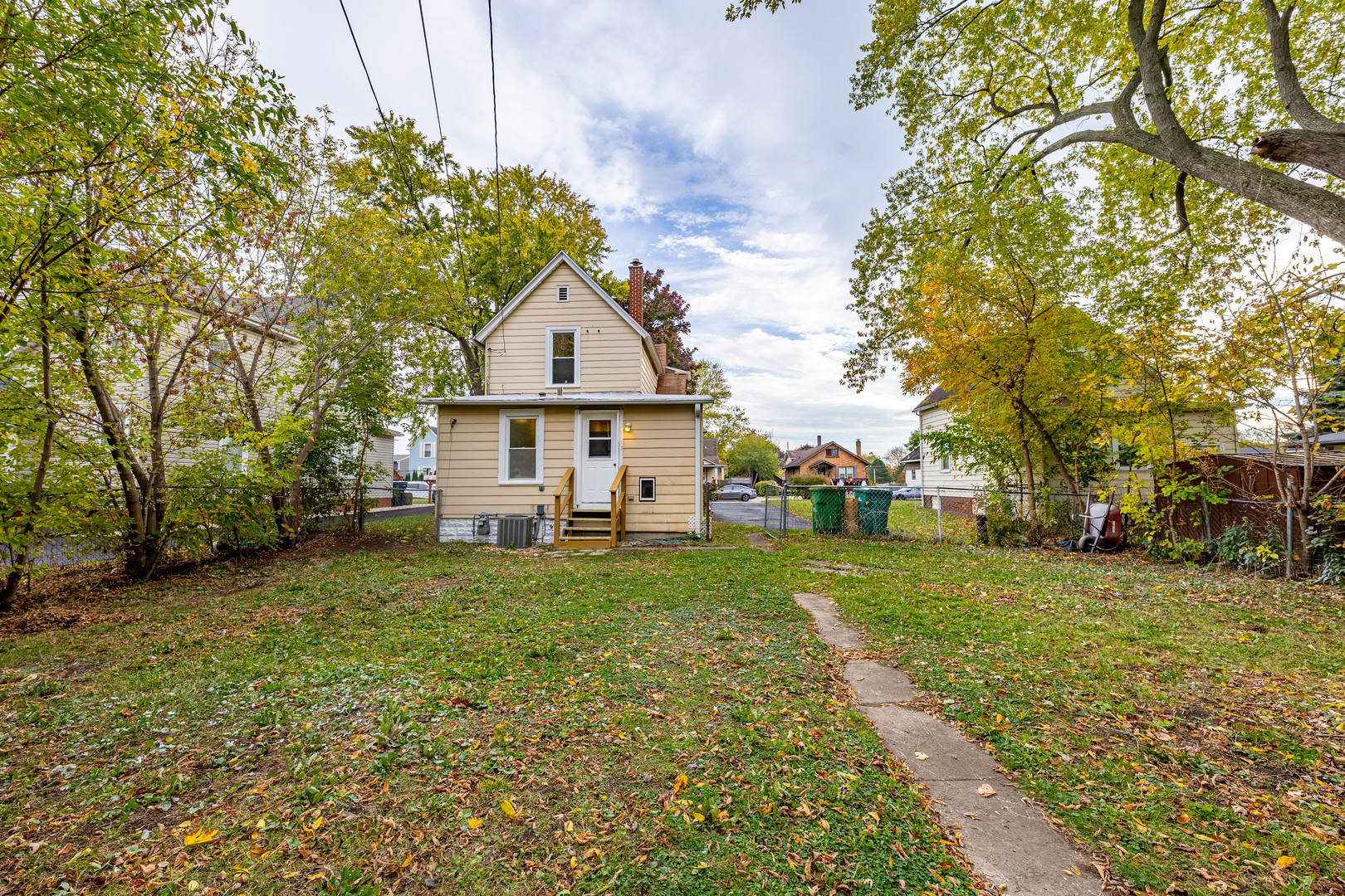 2318 Gideon Avenue
