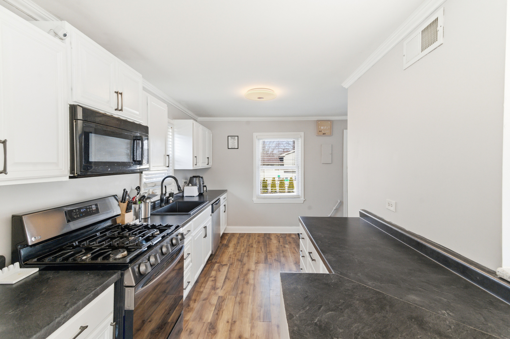 204 Woodlawn Drive
