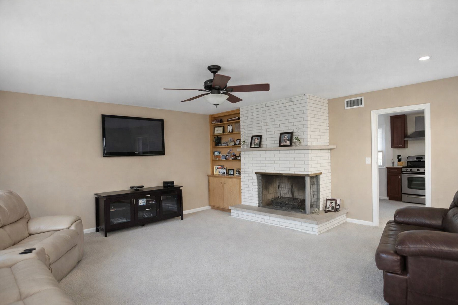 2204 Edgewood Road
