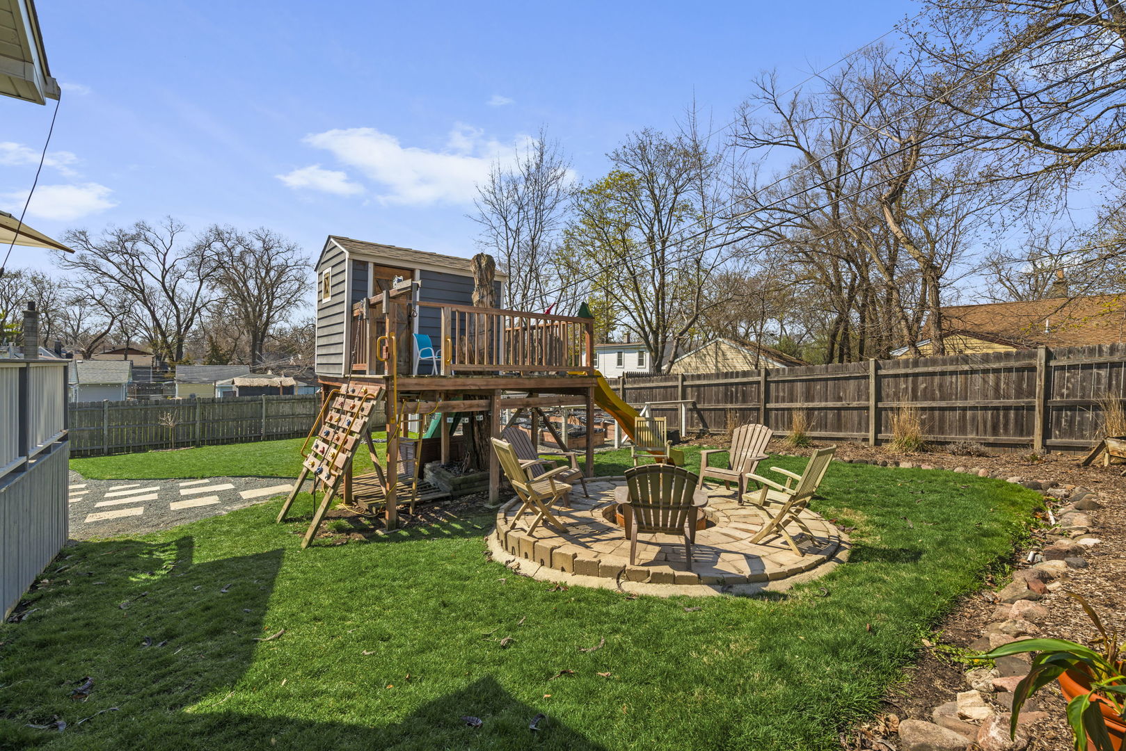 326 BELLEVUE Drive