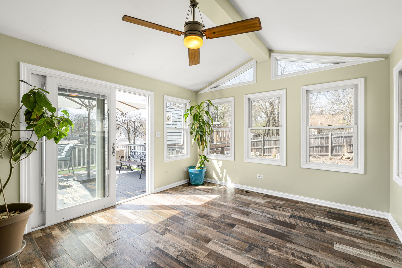 326 BELLEVUE Drive