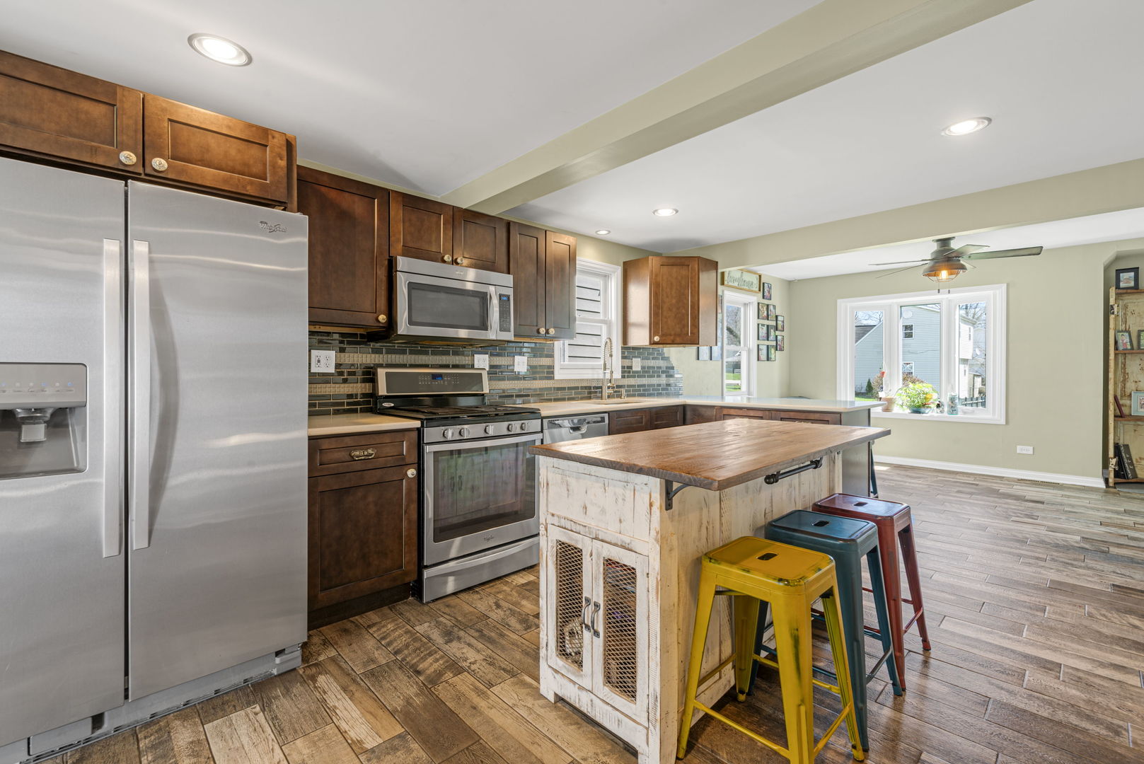 326 BELLEVUE Drive