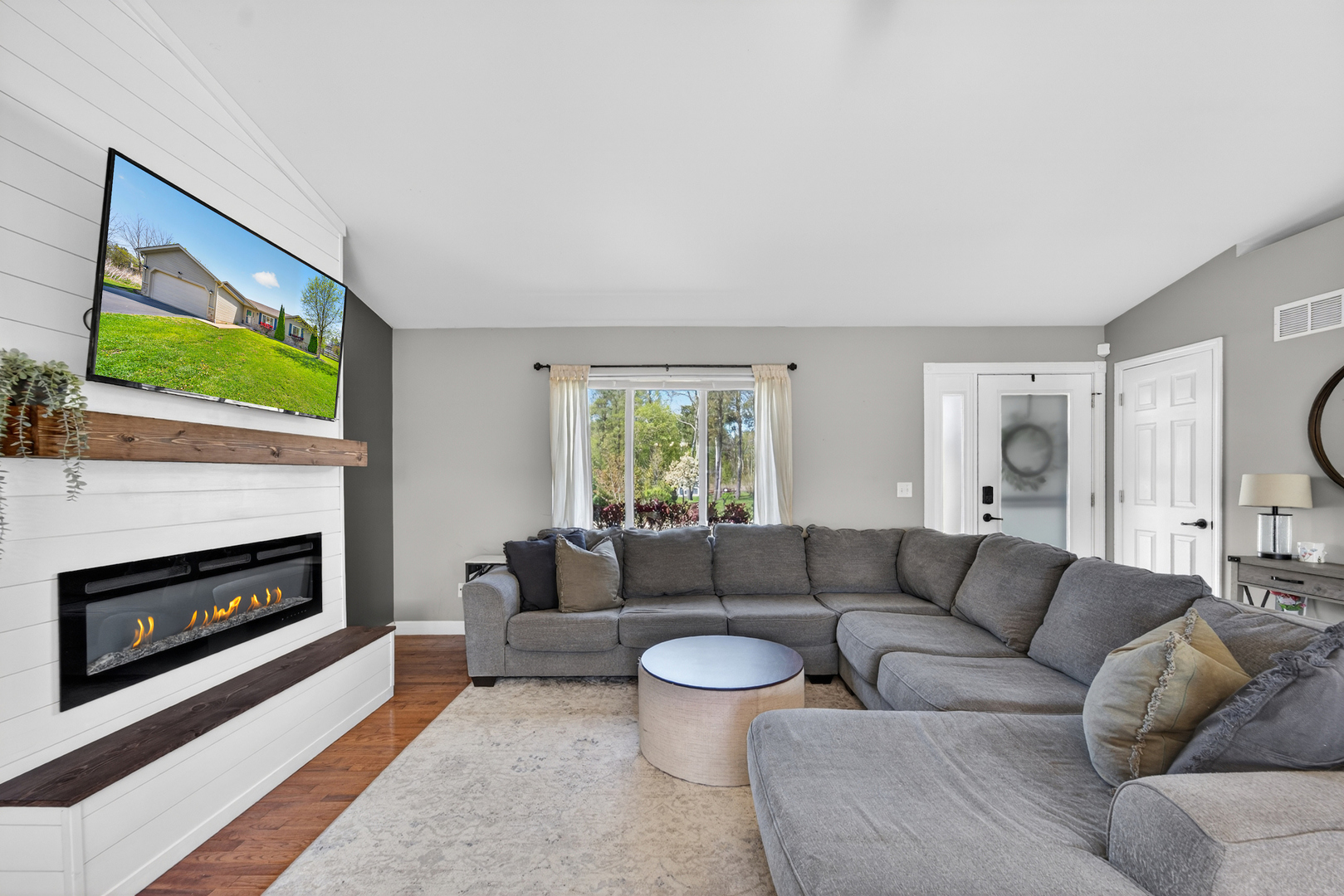 225 Cavin Avenue
