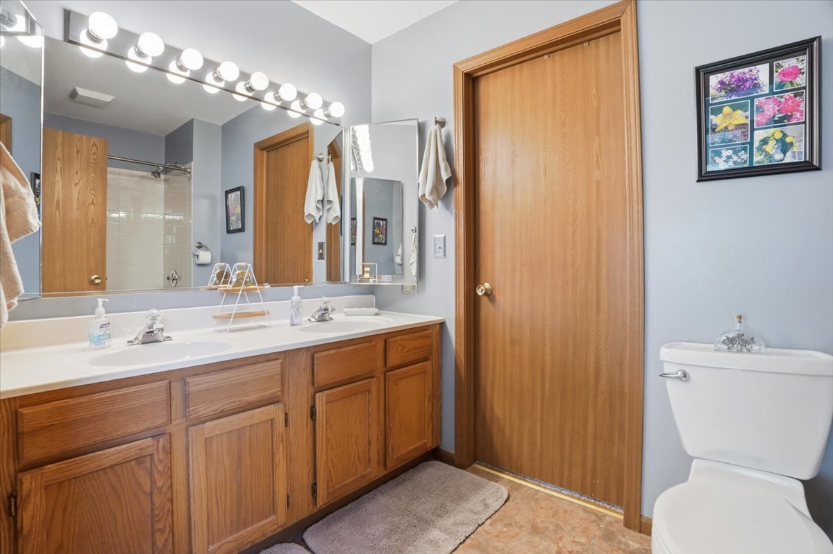 3413 Harbor Ridge Drive