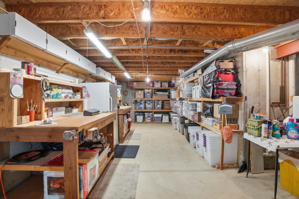 3413 Harbor Ridge Drive