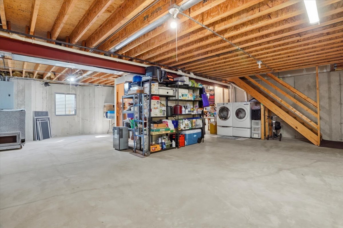 3413 Harbor Ridge Drive