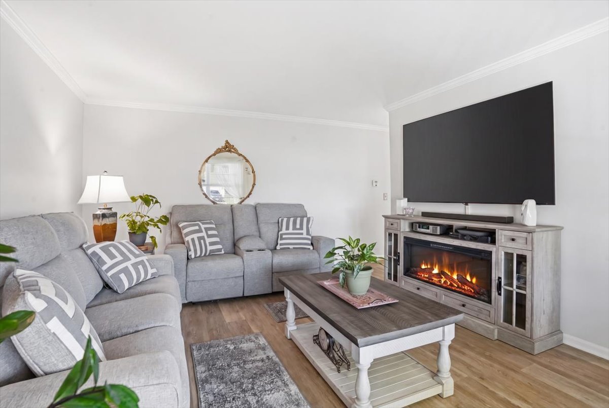 3413 Harbor Ridge Drive