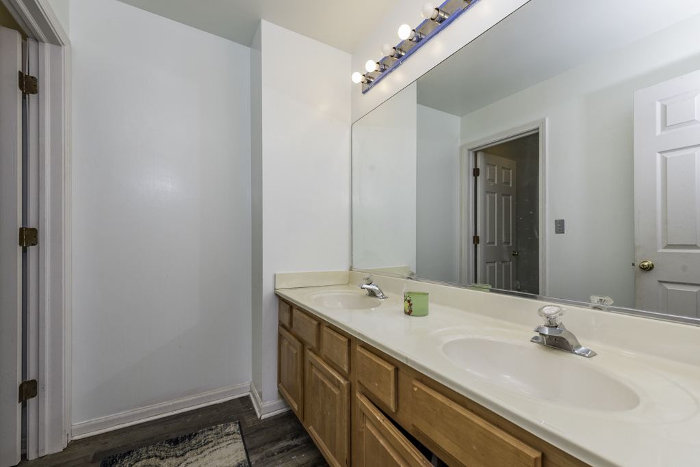 1494 Almaden Lane