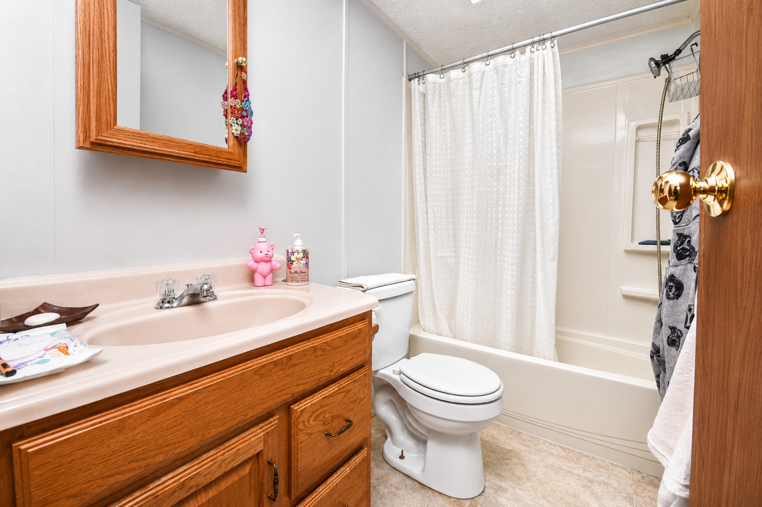 38703 N Sheridan Road Unit: 164