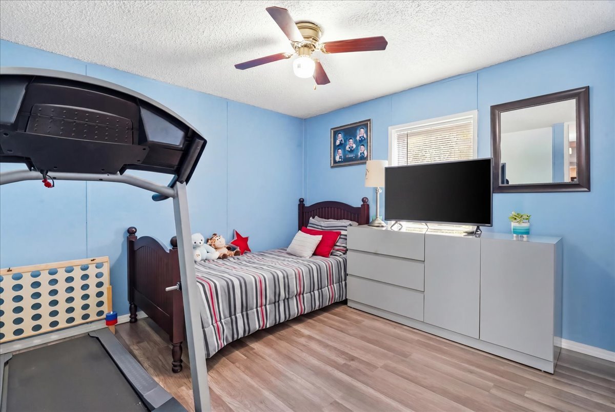 38703 N Sheridan Road Unit: 137