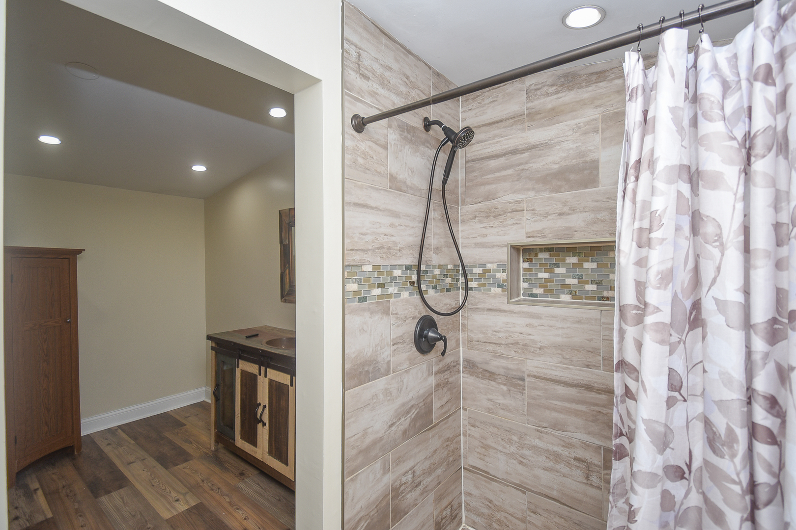 41561 N Sheridan Road Unit: 116
