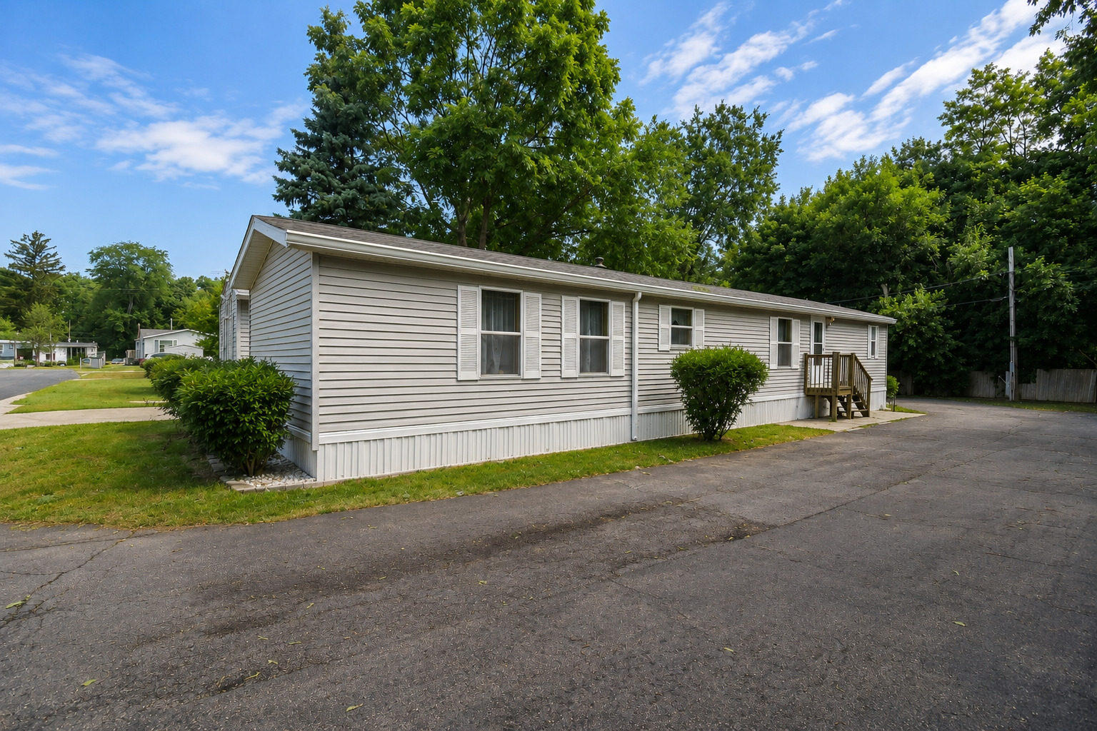 41561 N Sheridan Road Unit: 116