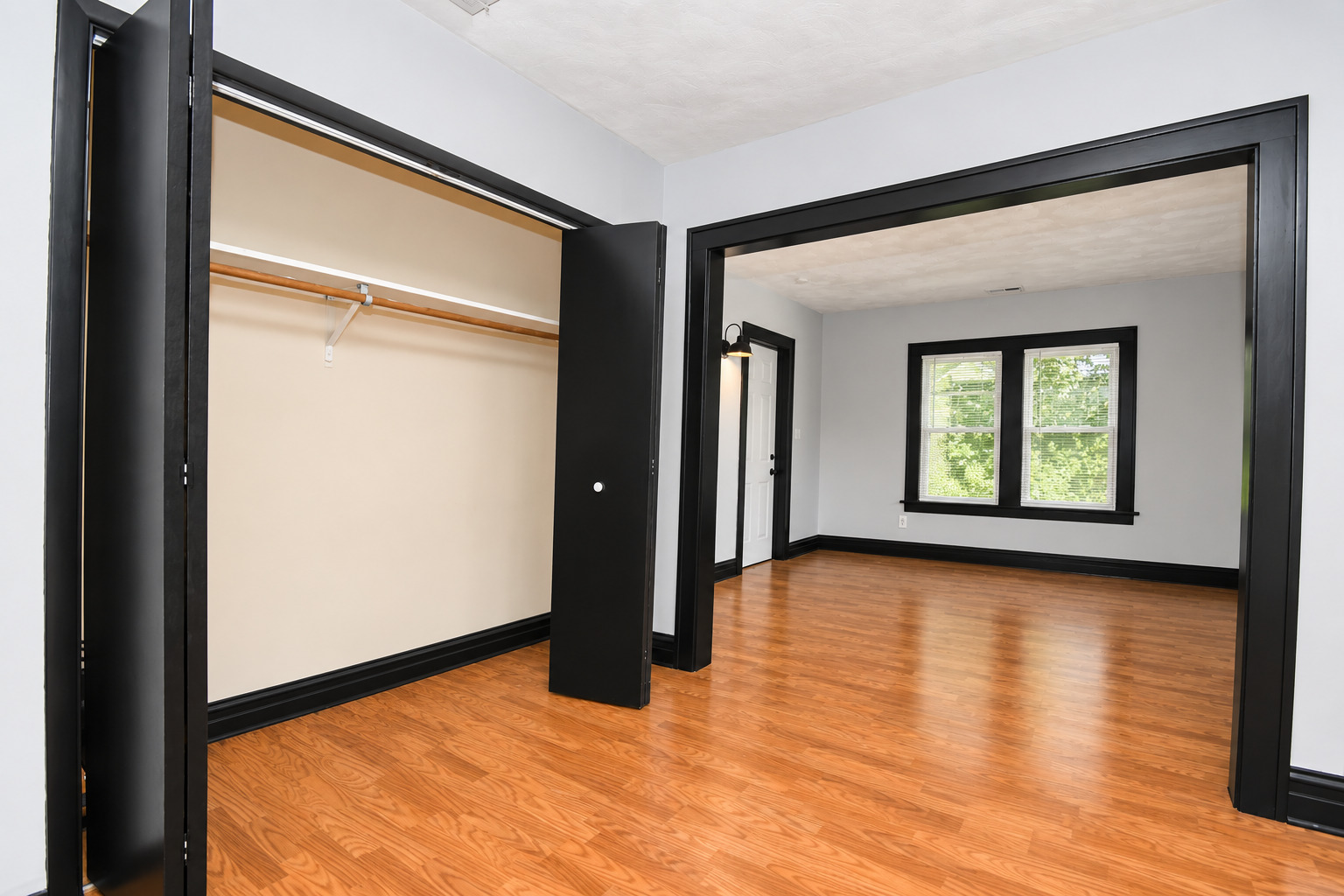 600 Sunderlin Street Unit: 2