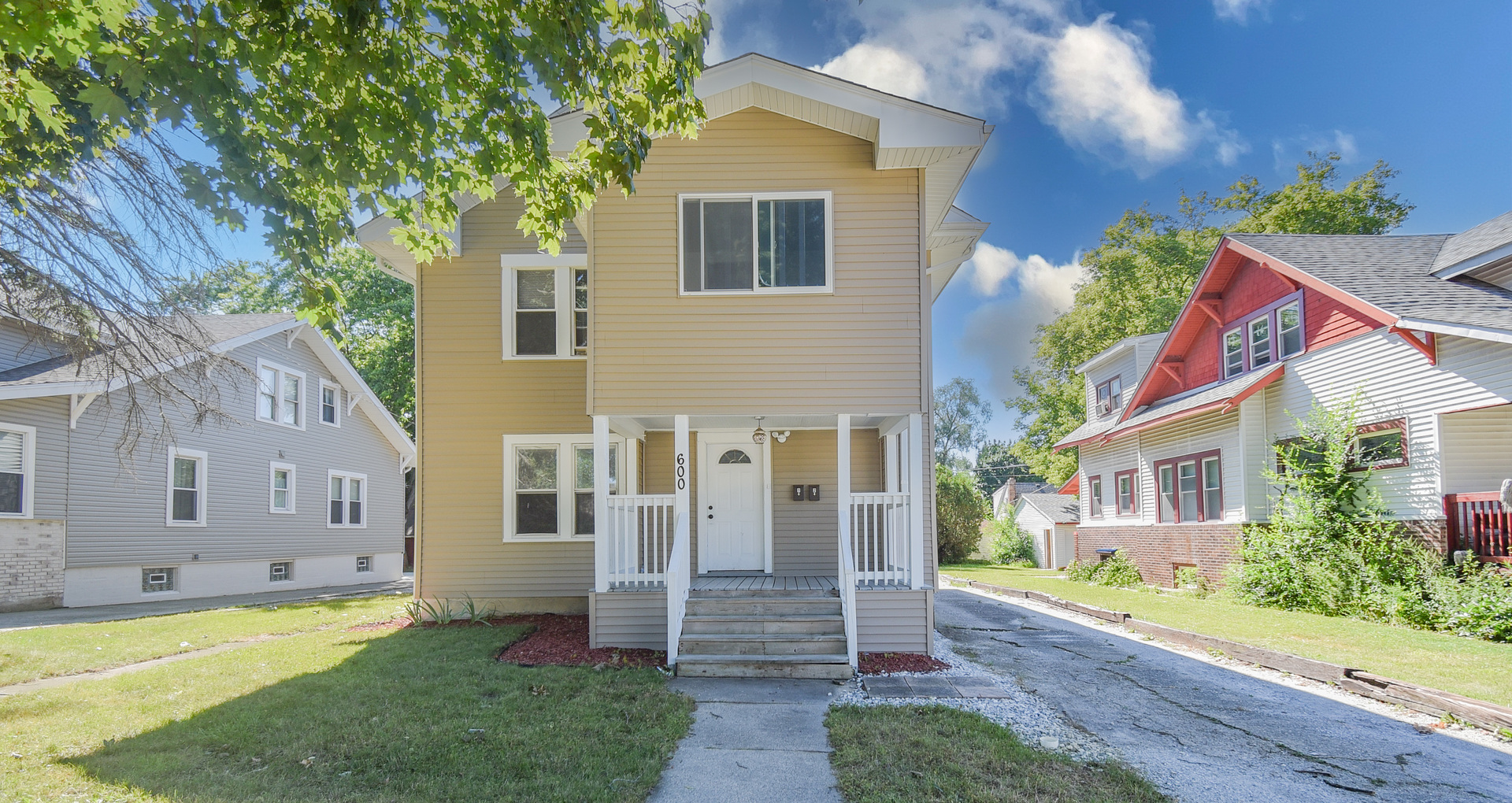 600 Sunderlin Street Unit: 2