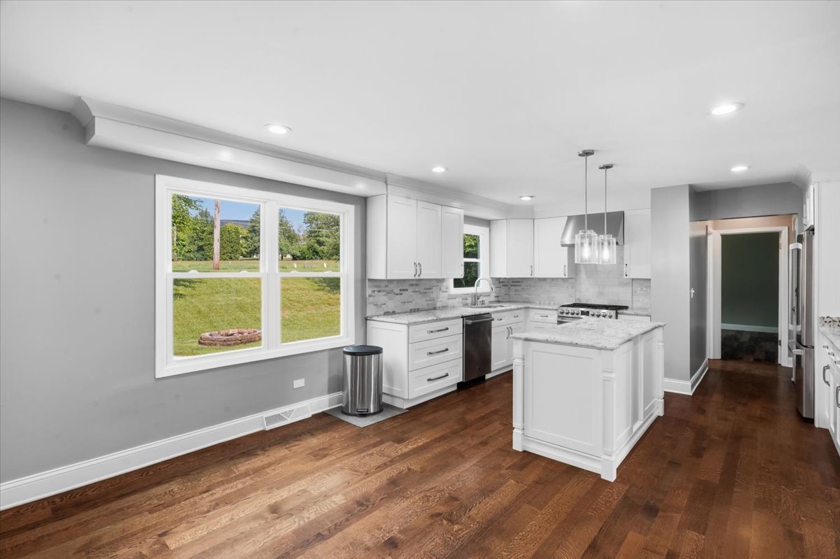 1203 Claridge Drive