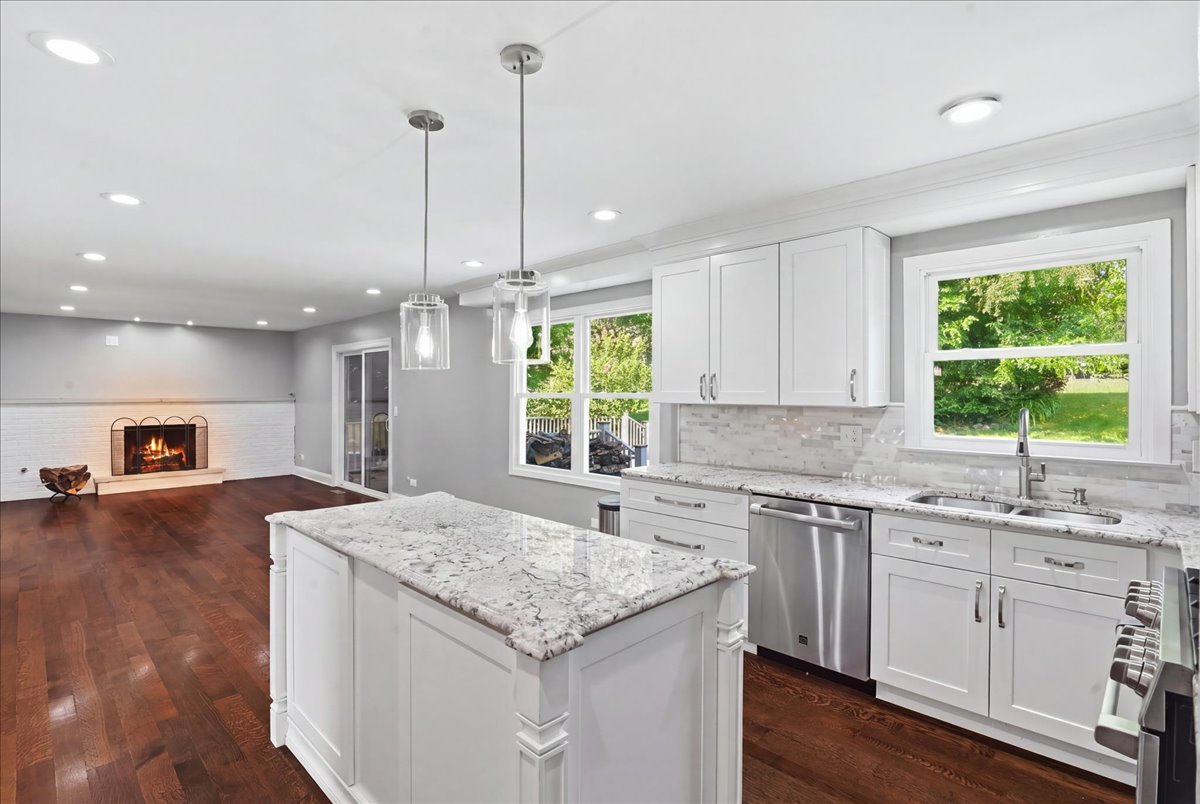 1203 Claridge Drive