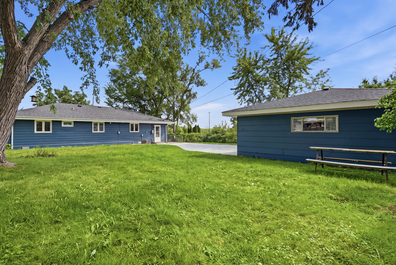2425 E Sand Lake Road