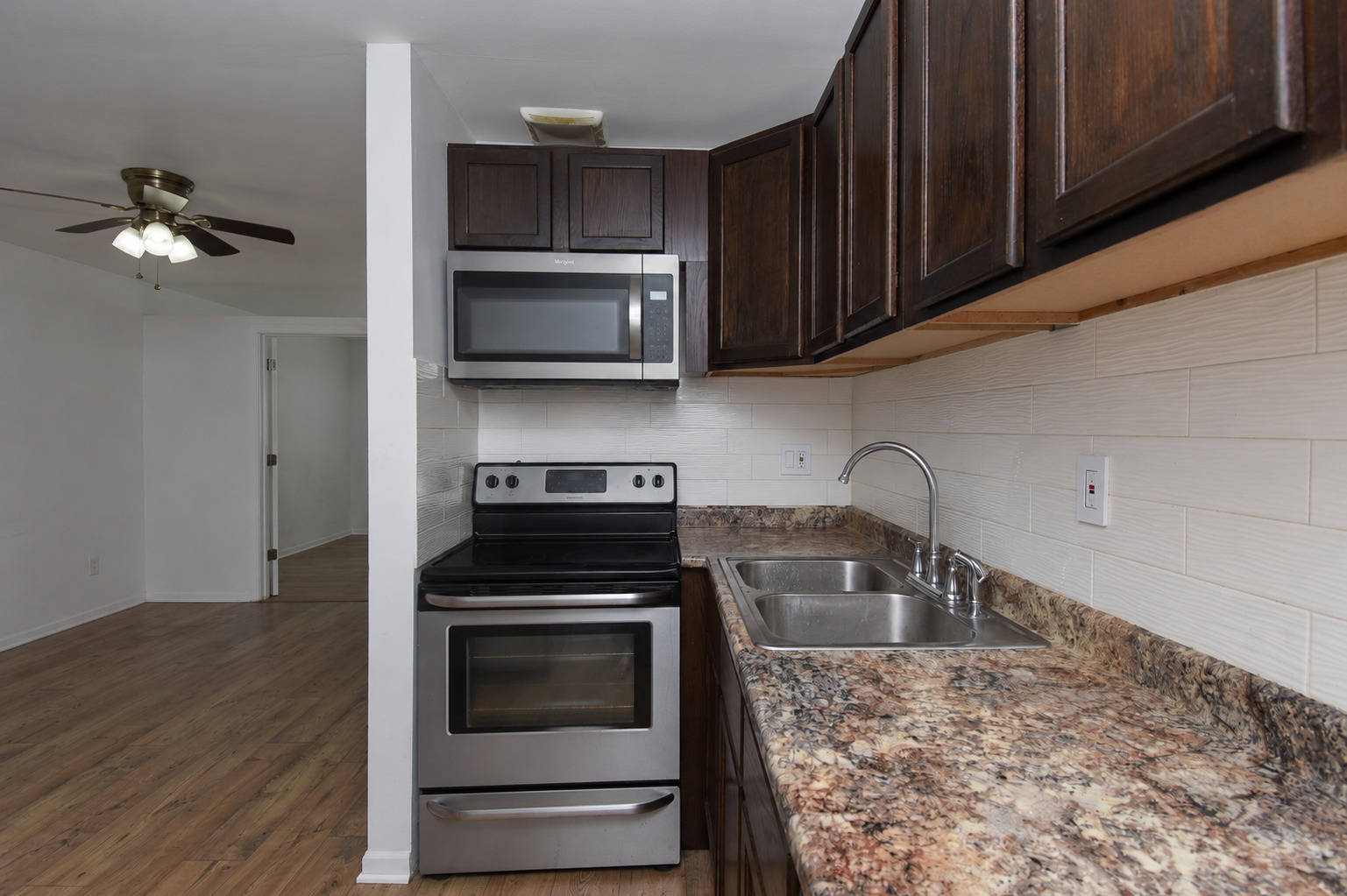 3170 W Monroe Street Unit: 112