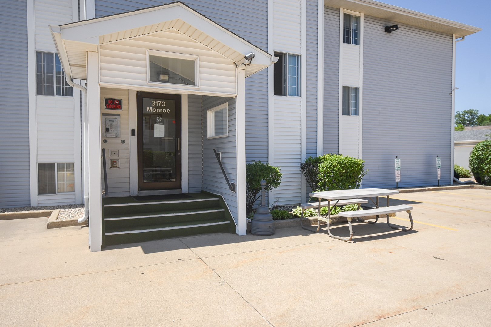 3170 W Monroe Street Unit: 112