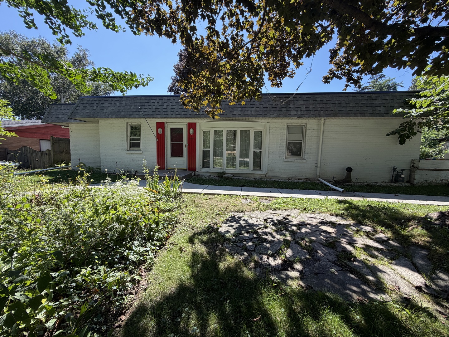 99 Mariposa Avenue