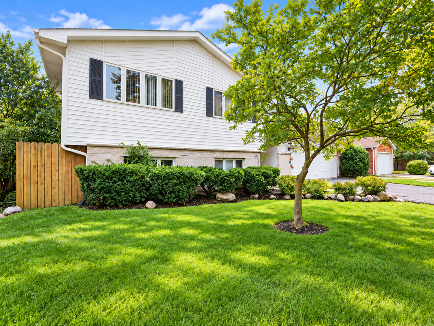 4009 Ridge Road