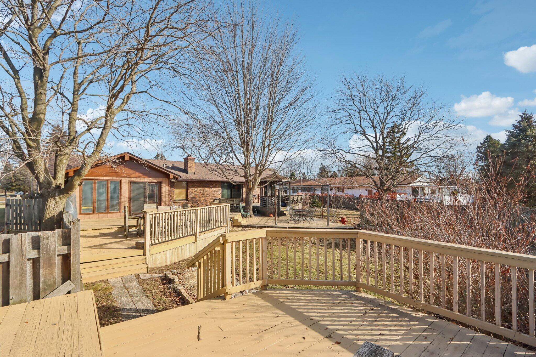 8126 203rd Ave, Bristol