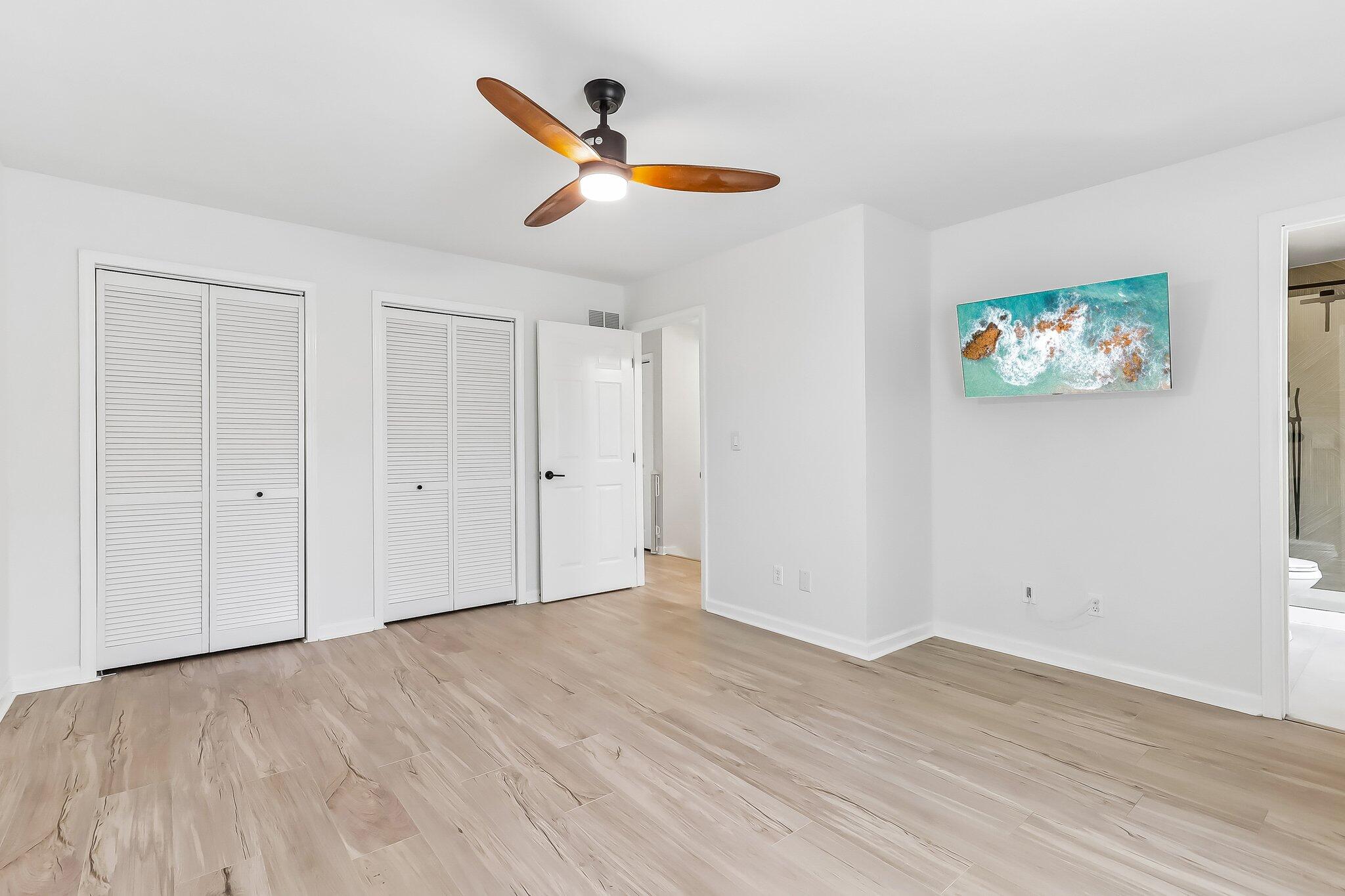 11262 3rd Ave