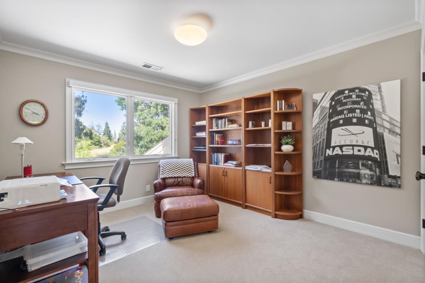 894 Tolman DR