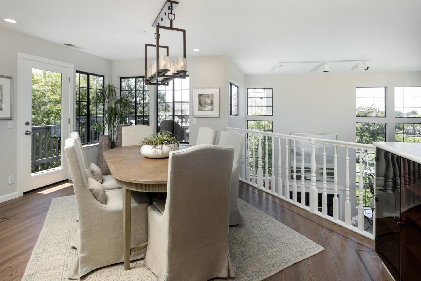 290 Fairway DR