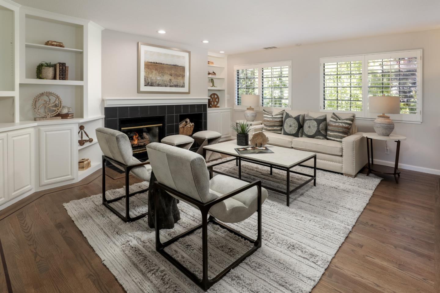 290 Fairway DR