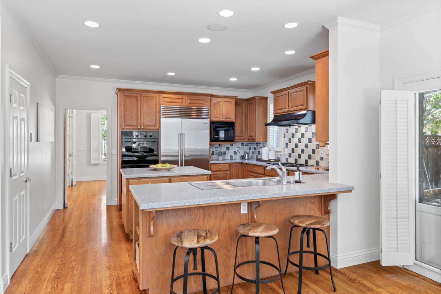 120 Gloria CIR