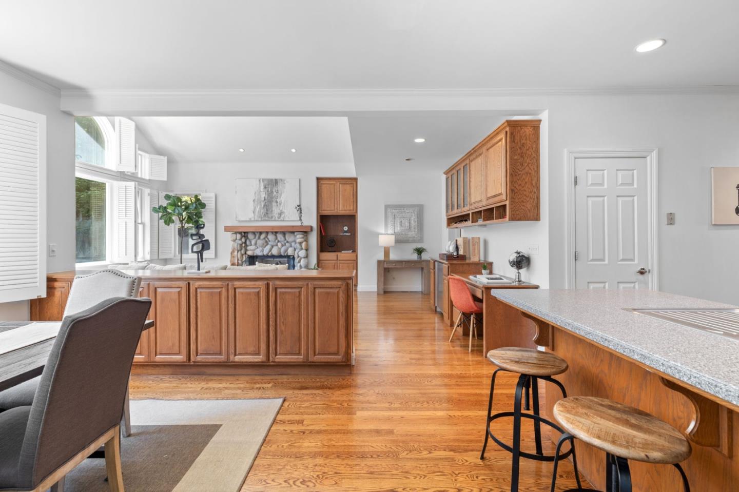 120 Gloria CIR