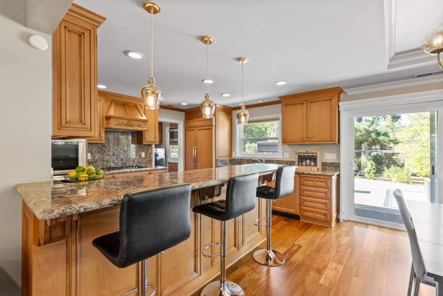 1924 Los Altos DR