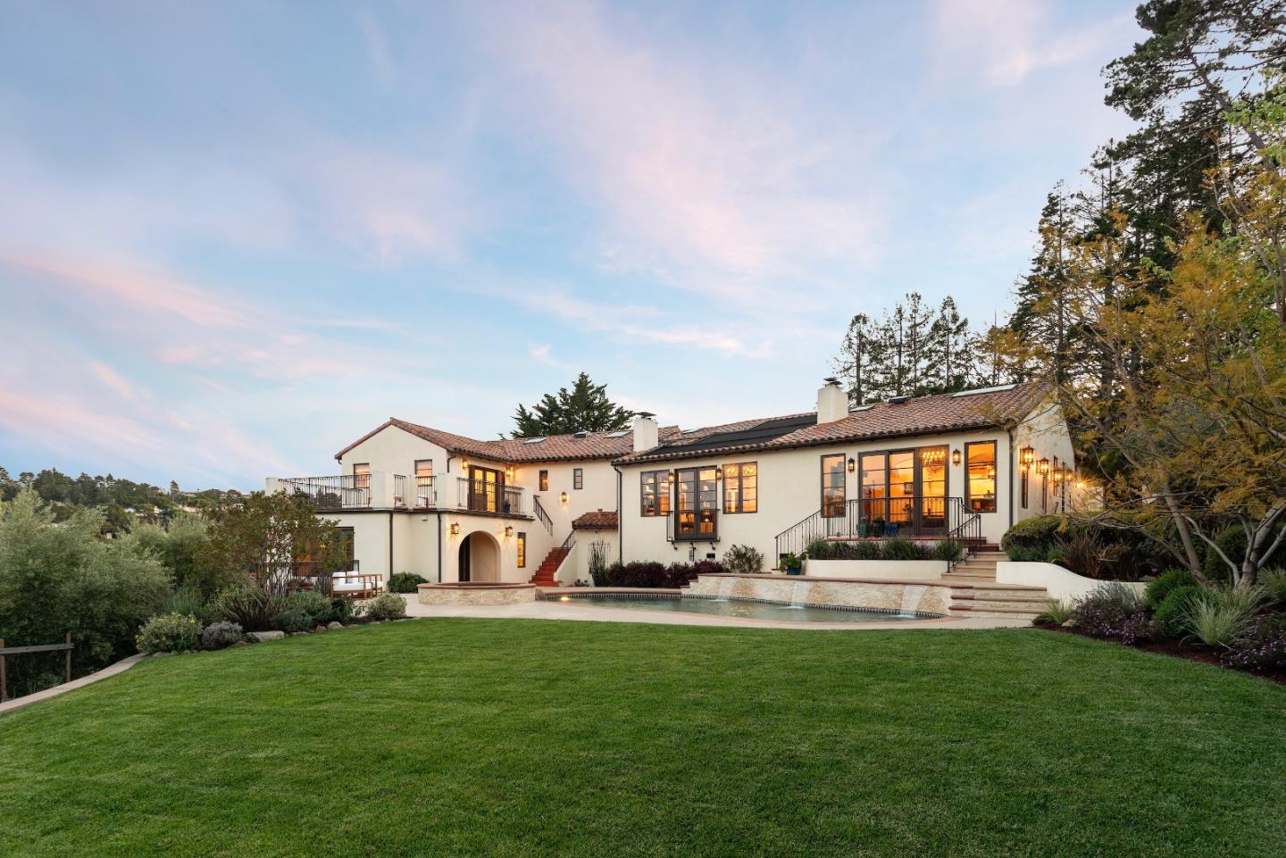 25 Searsville Court
