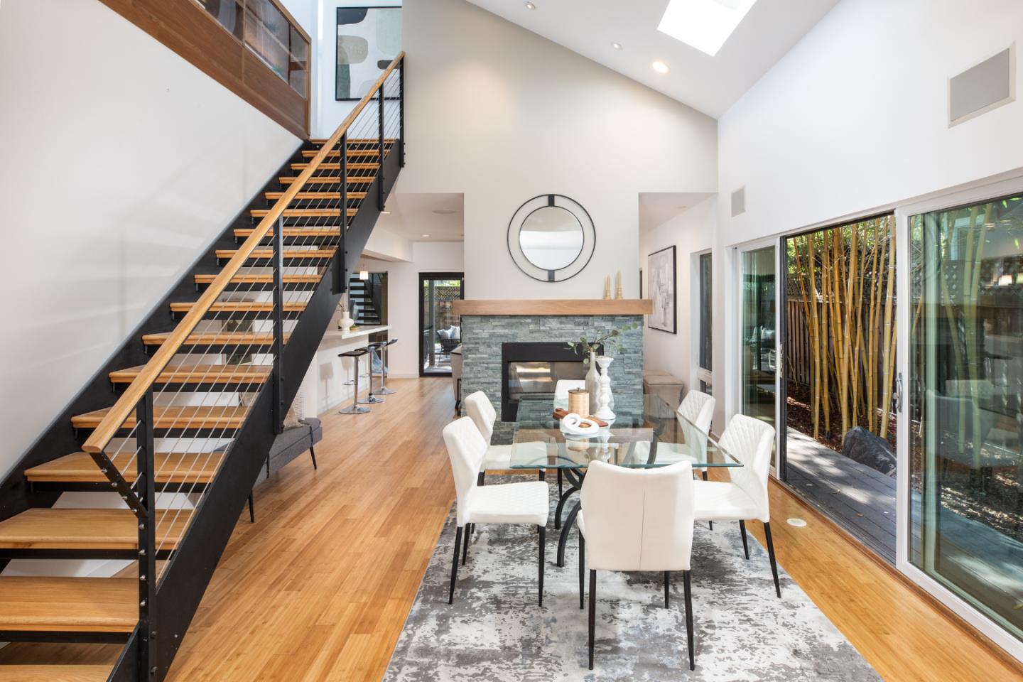 2161 Valparaiso Avenue