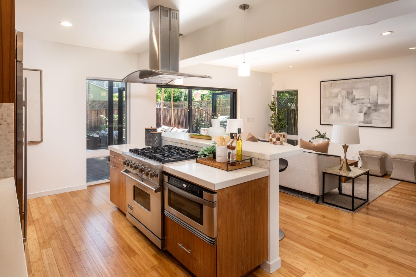 2161 Valparaiso Avenue