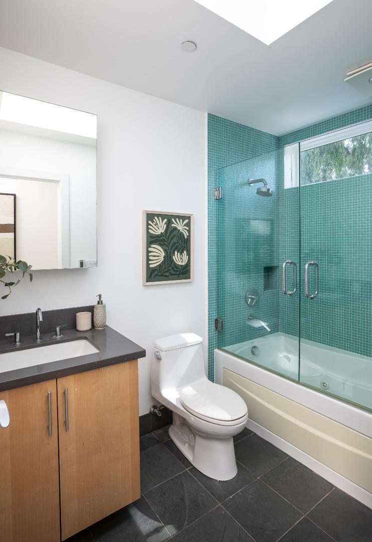 2161 Valparaiso Avenue