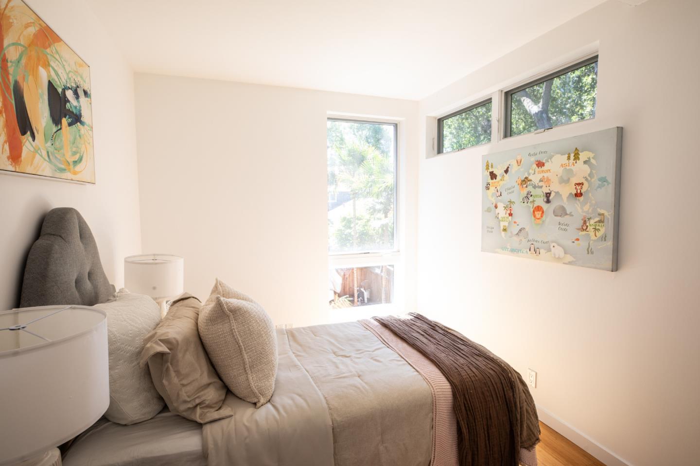 2161 Valparaiso Avenue