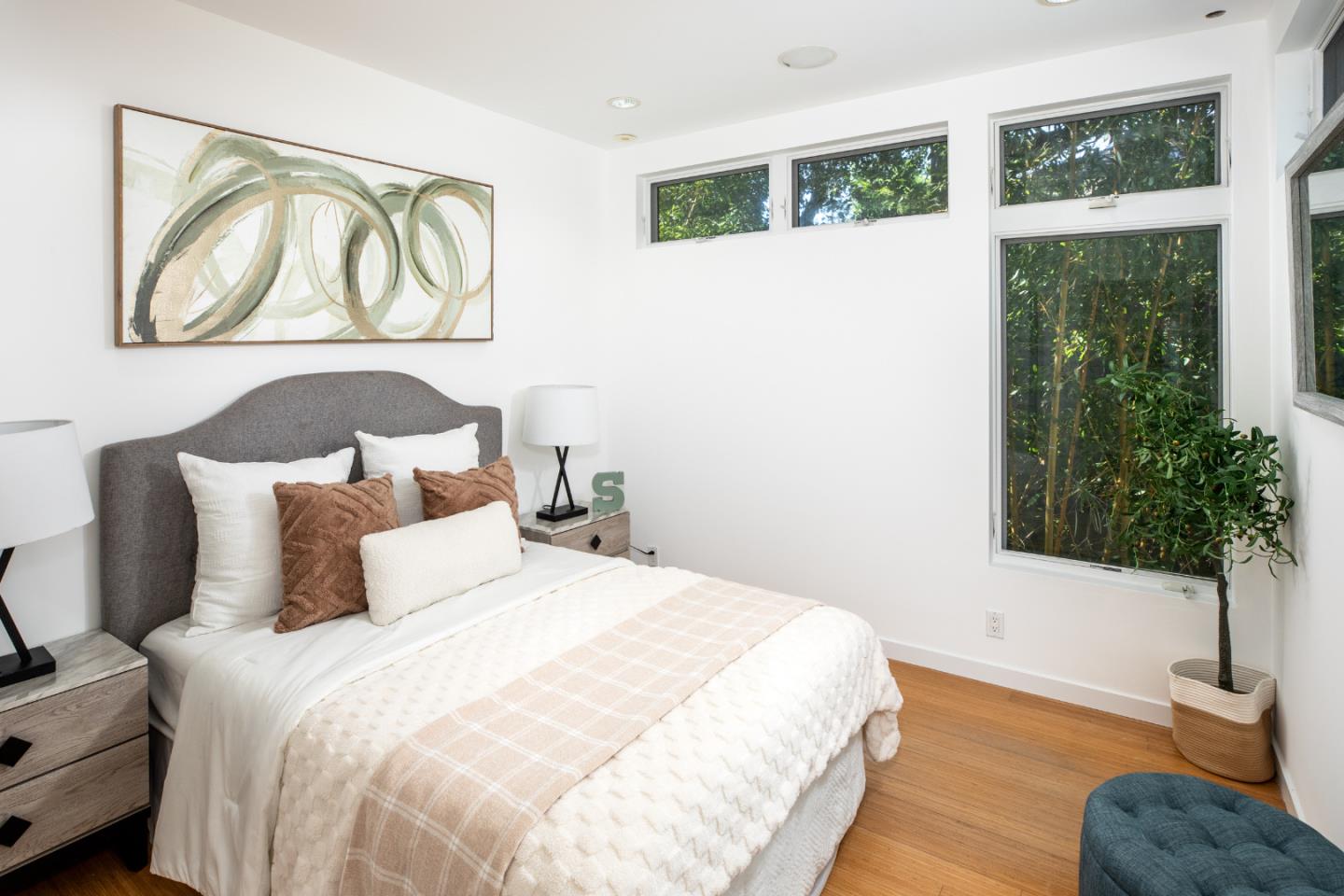 2161 Valparaiso Avenue