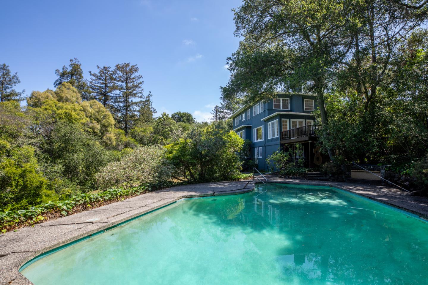 746 Santa Ynez Street