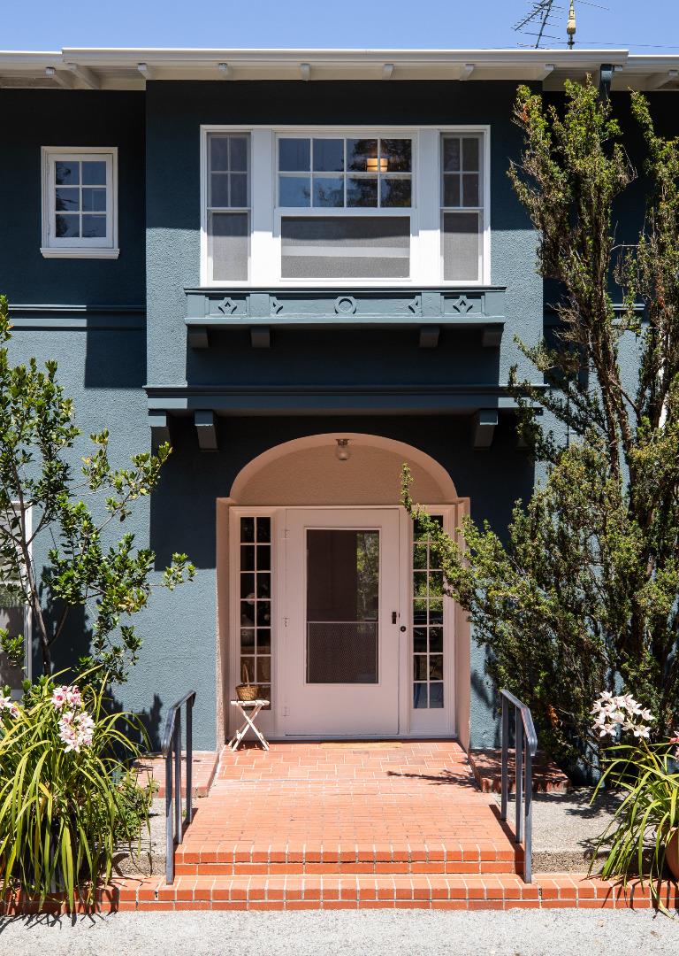 746 Santa Ynez Street