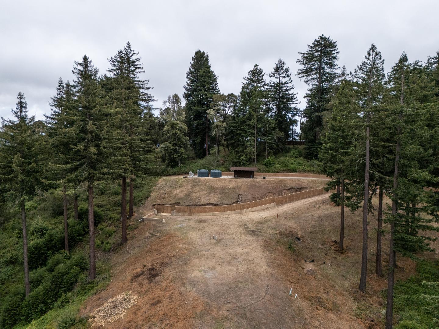 2320 Newell DR