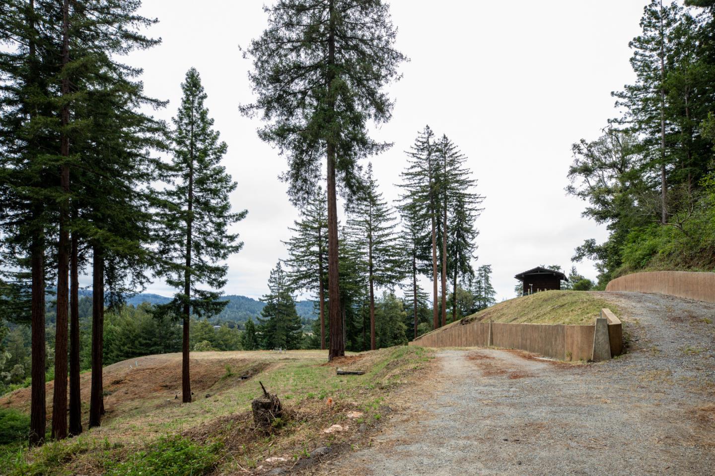 2320 Newell DR