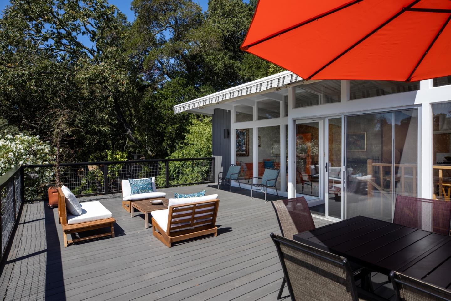 411 Glenwood AVE