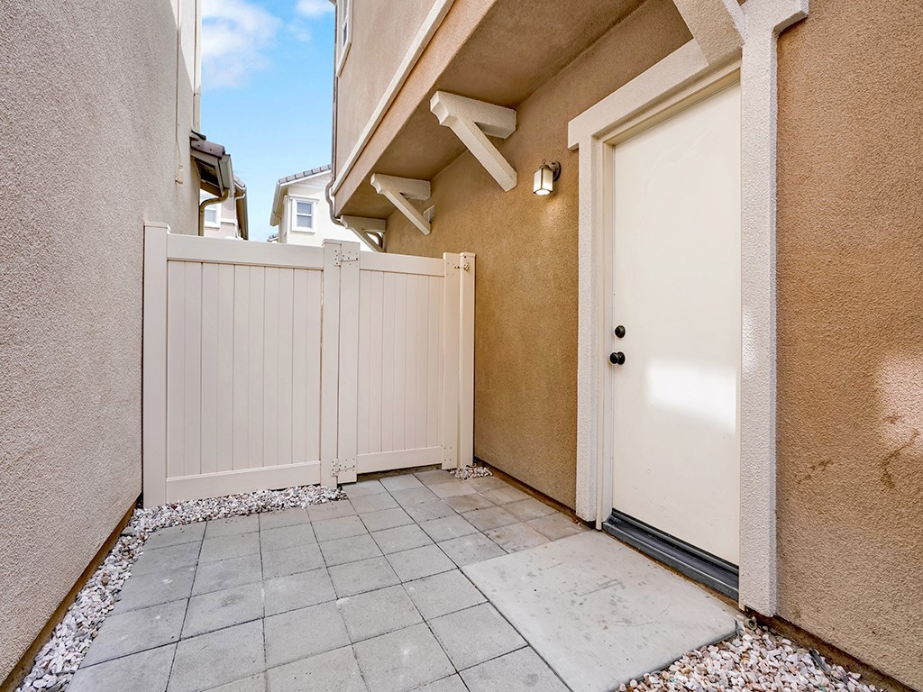 15950 Moonflower Avenue