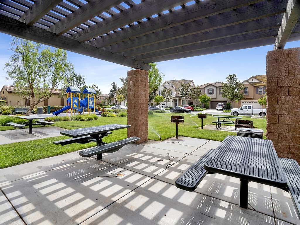 15950 Moonflower Avenue