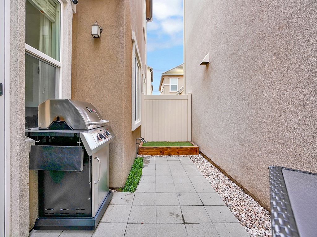 15950 Moonflower Avenue