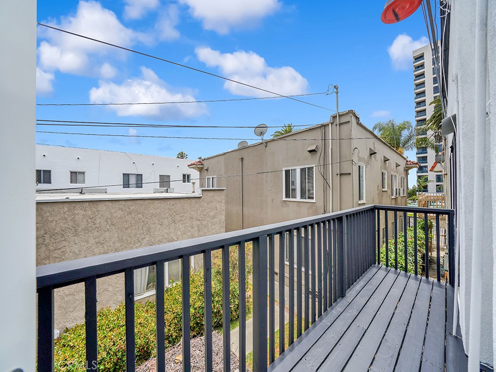 14 Esperanza Avenue 14